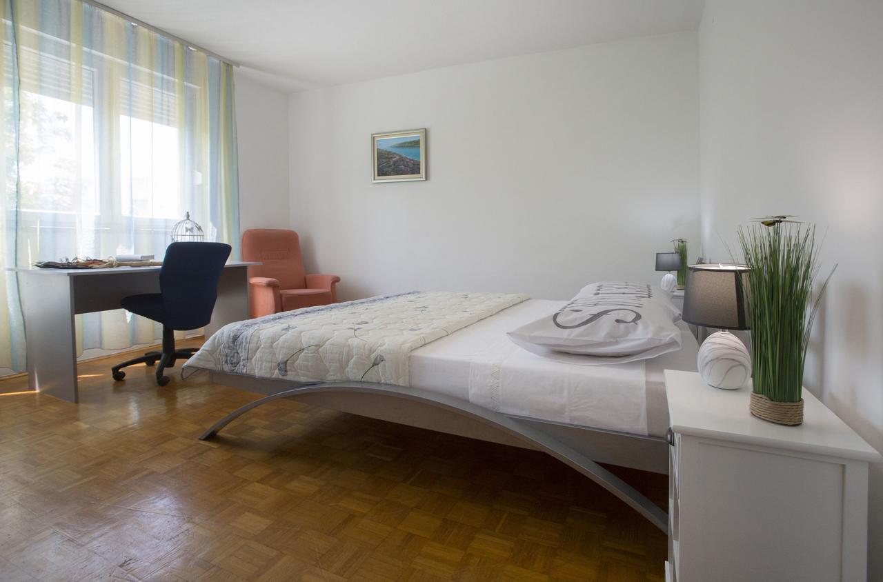 City Getaway - Apartment Ileora 斯普利特 外观 照片